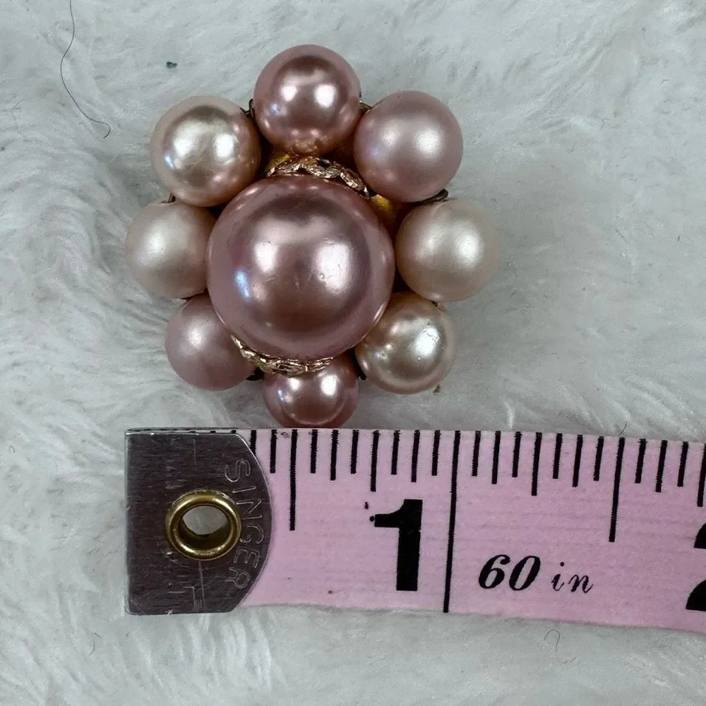Vintage Flower Pink Pearl Cluster Clip Earrings Gold Tone JAPAN‎ Womens Jewelry
